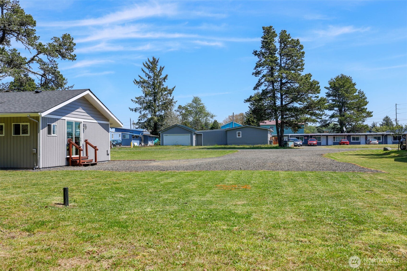 621 N Broadway , Westport, WA 98595