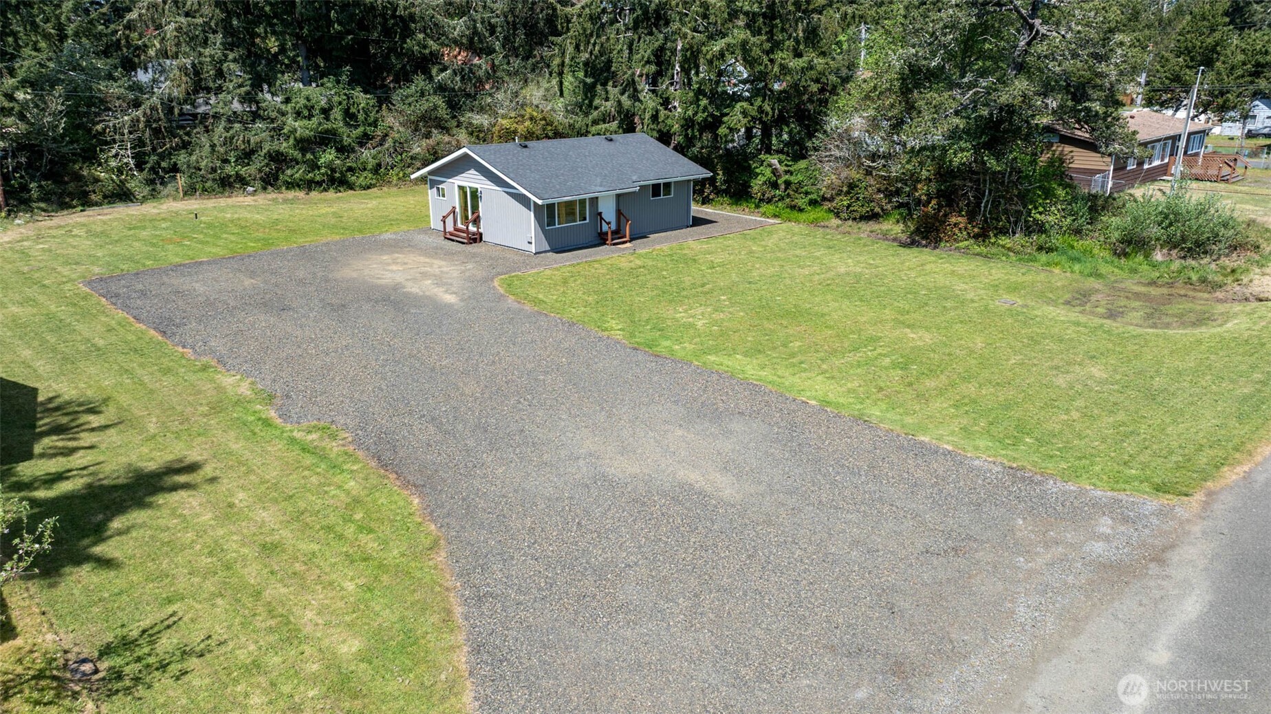 621 N Broadway , Westport, WA 98595