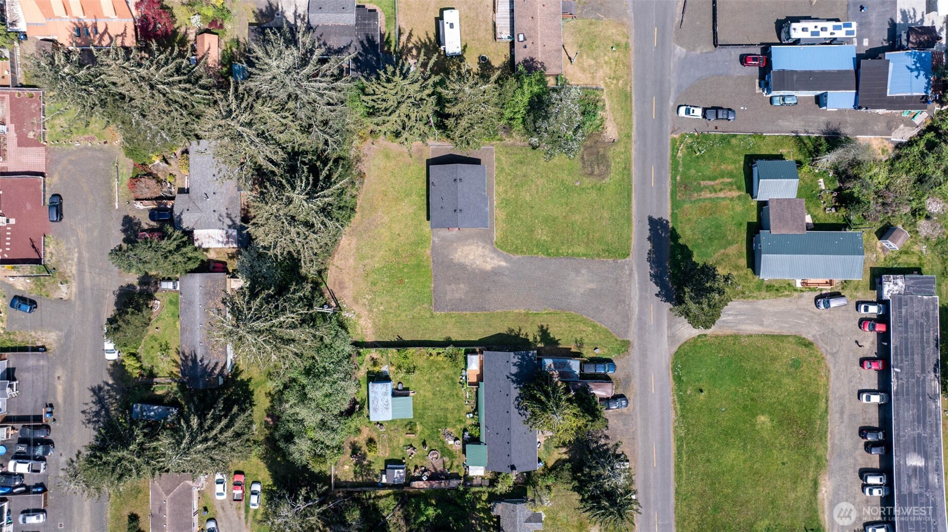 621 N Broadway , Westport, WA 98595