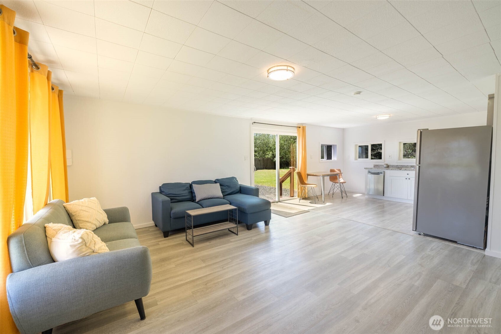 621 N Broadway , Westport, WA 98595
