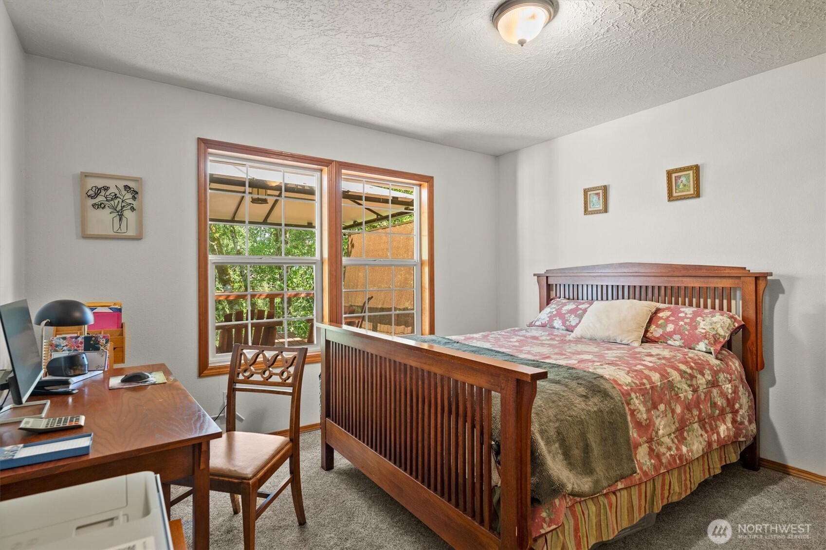 672 Walker Road , Kelso, WA 98626