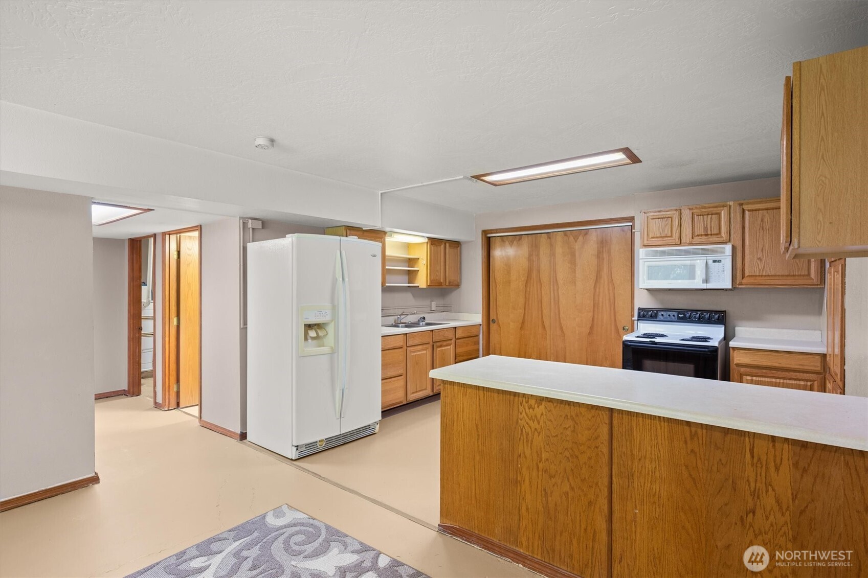 672 Walker Road , Kelso, WA 98626