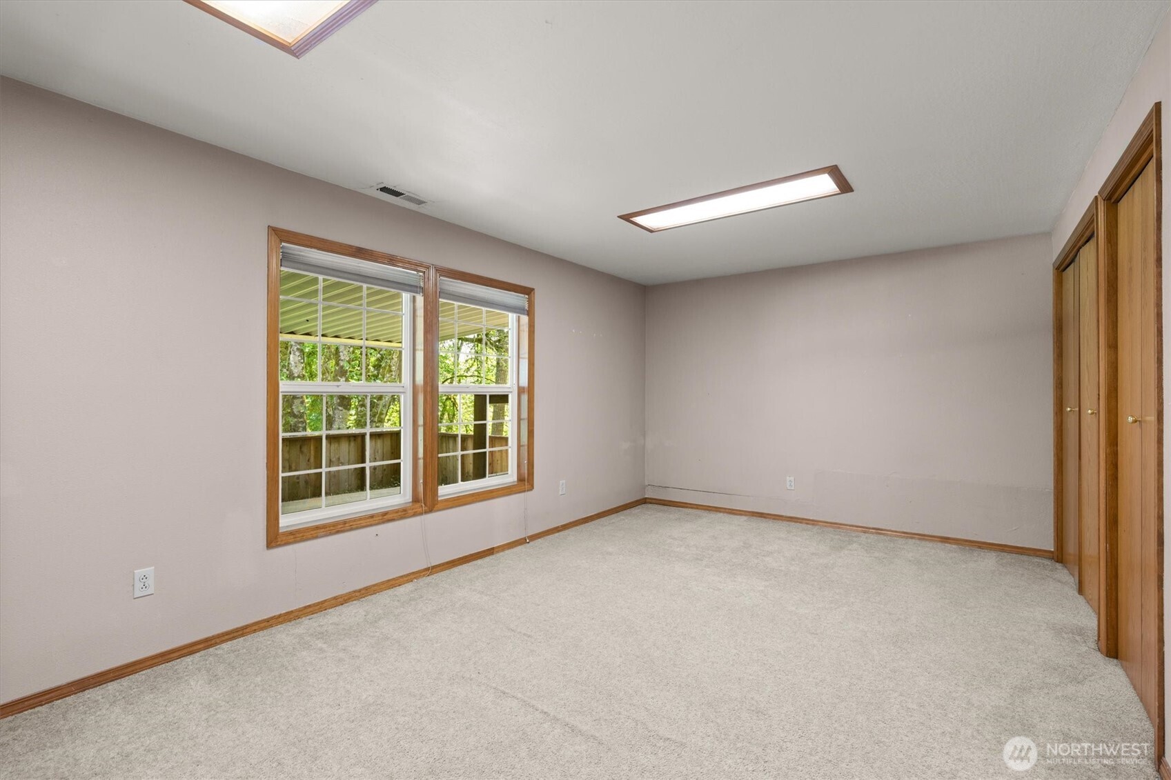 672 Walker Road , Kelso, WA 98626