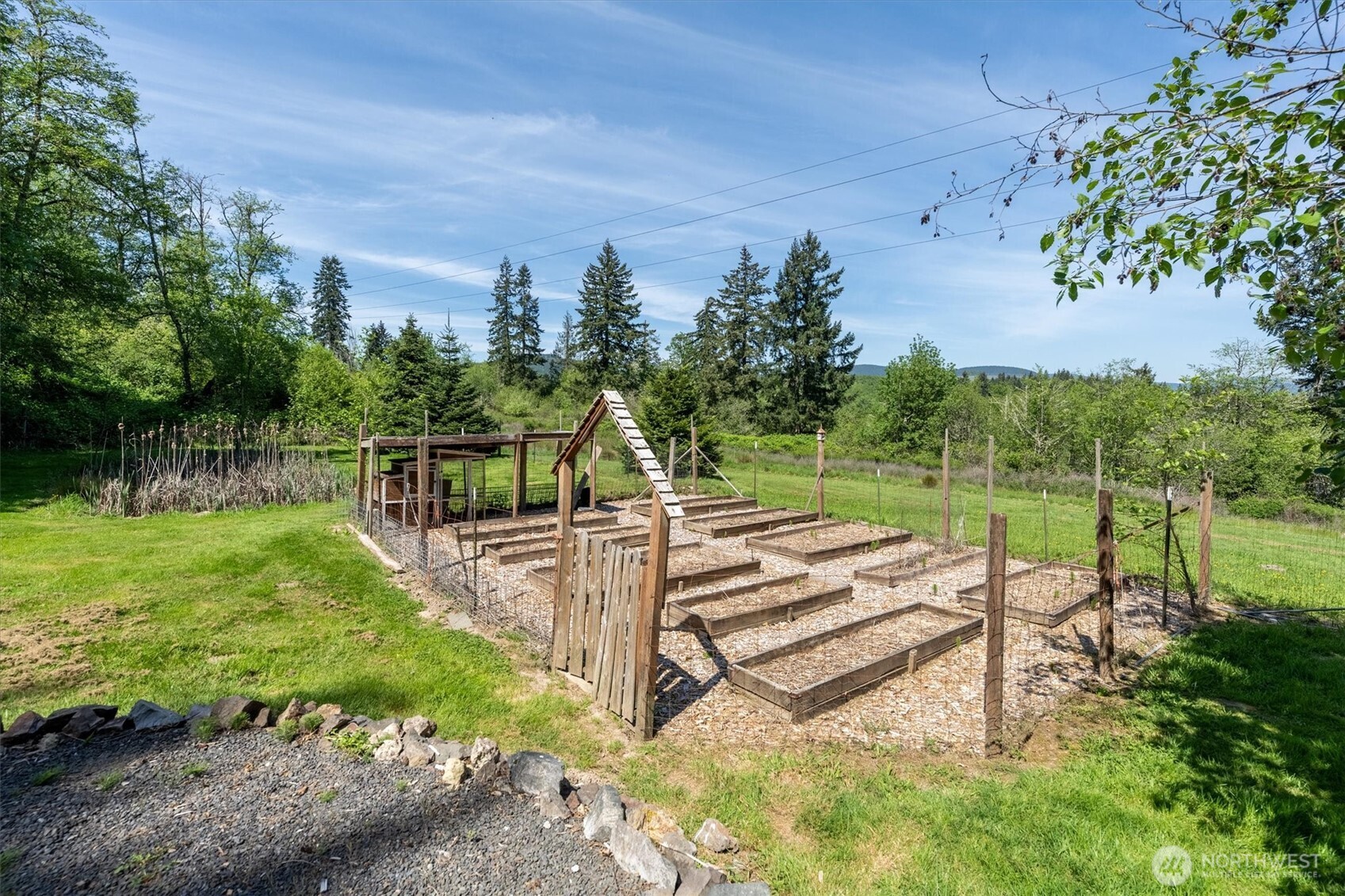 672 Walker Road , Kelso, WA 98626