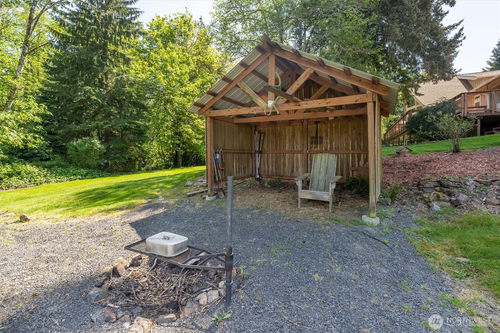 672 Walker Road , Kelso, WA 98626