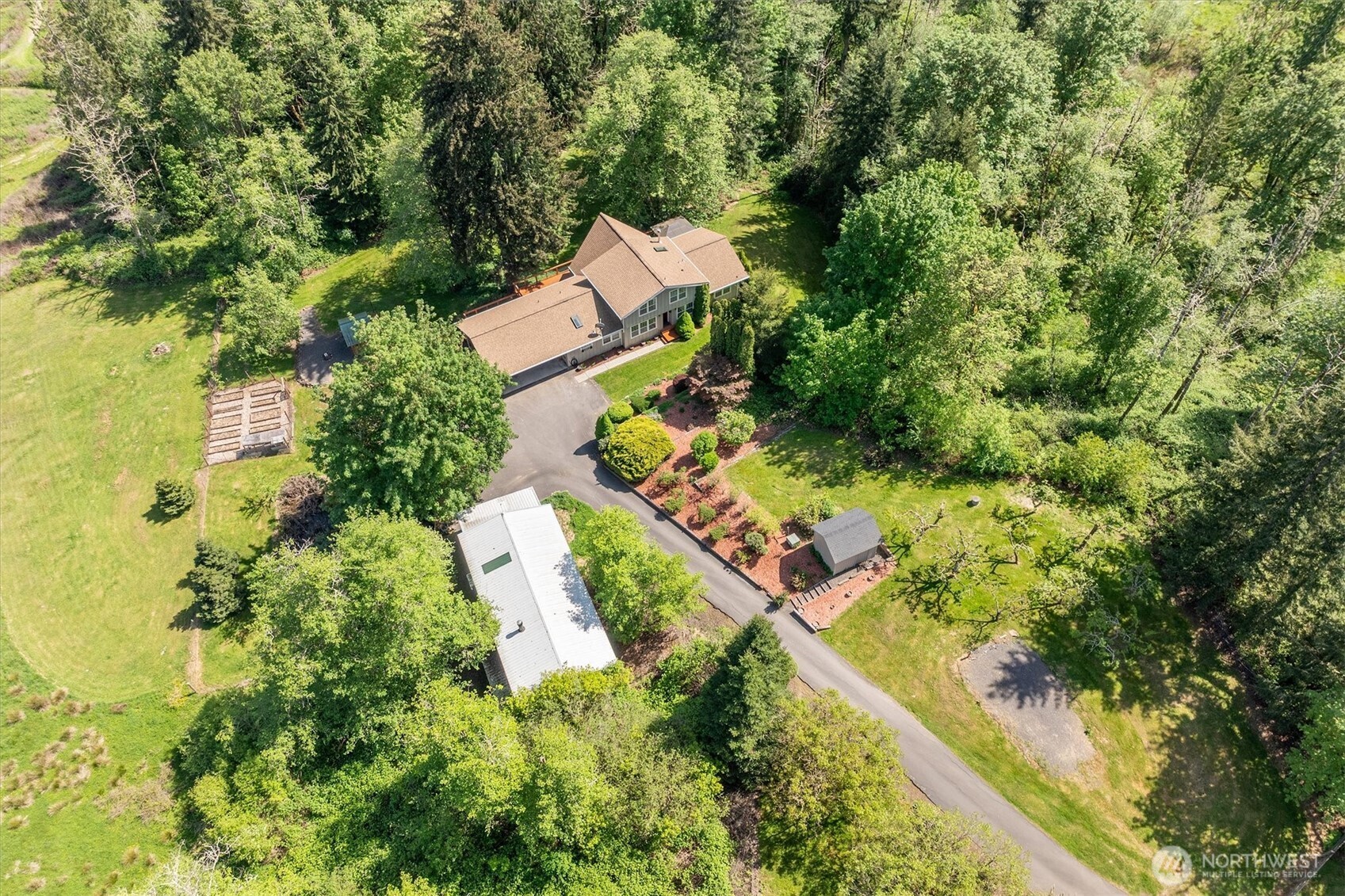 672 Walker Road , Kelso, WA 98626