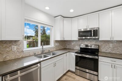 9815 178th Way SW, Rochester, WA 98579-9559 - Photo 15