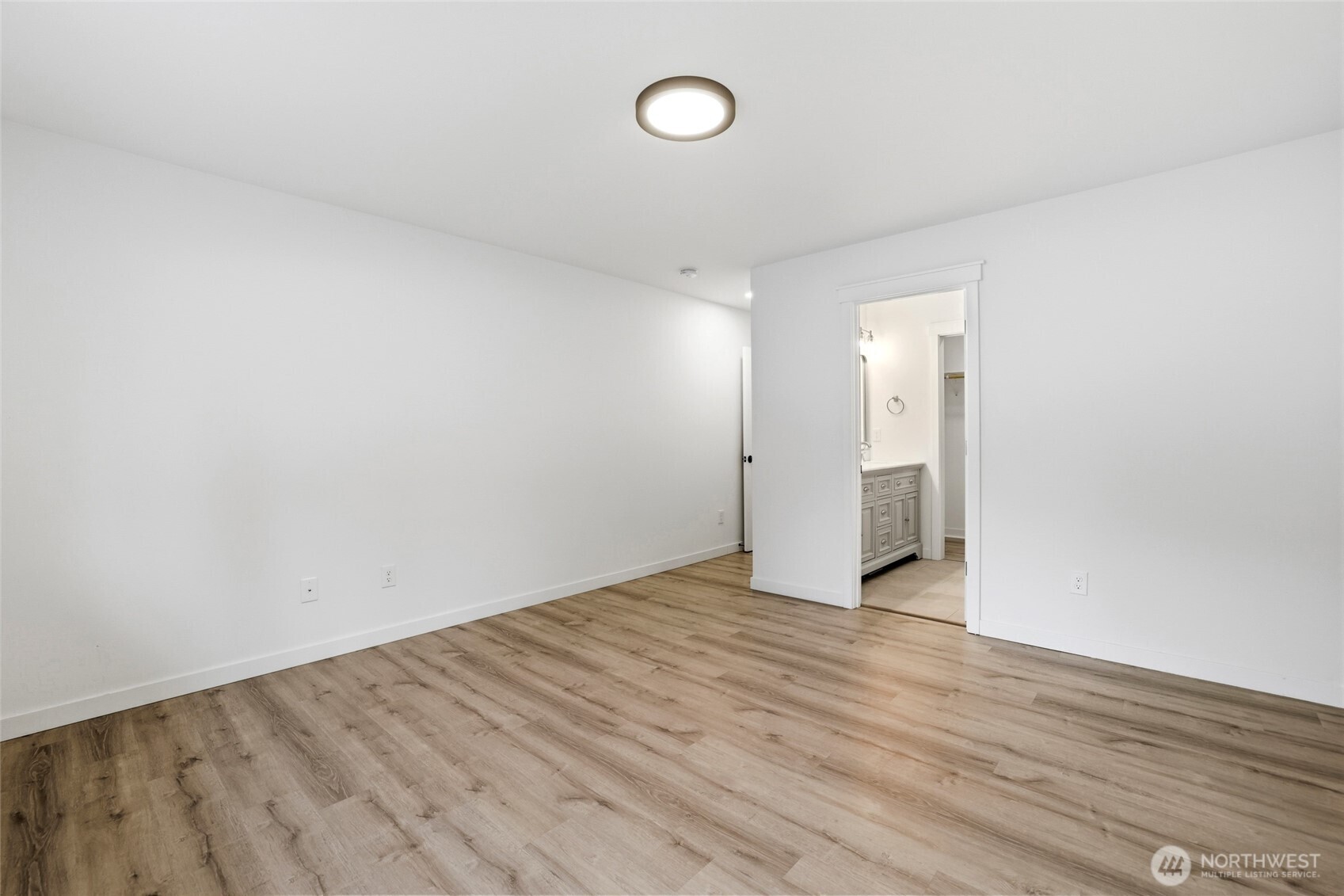 9815 178th Way SW, Rochester, WA 98579-9559