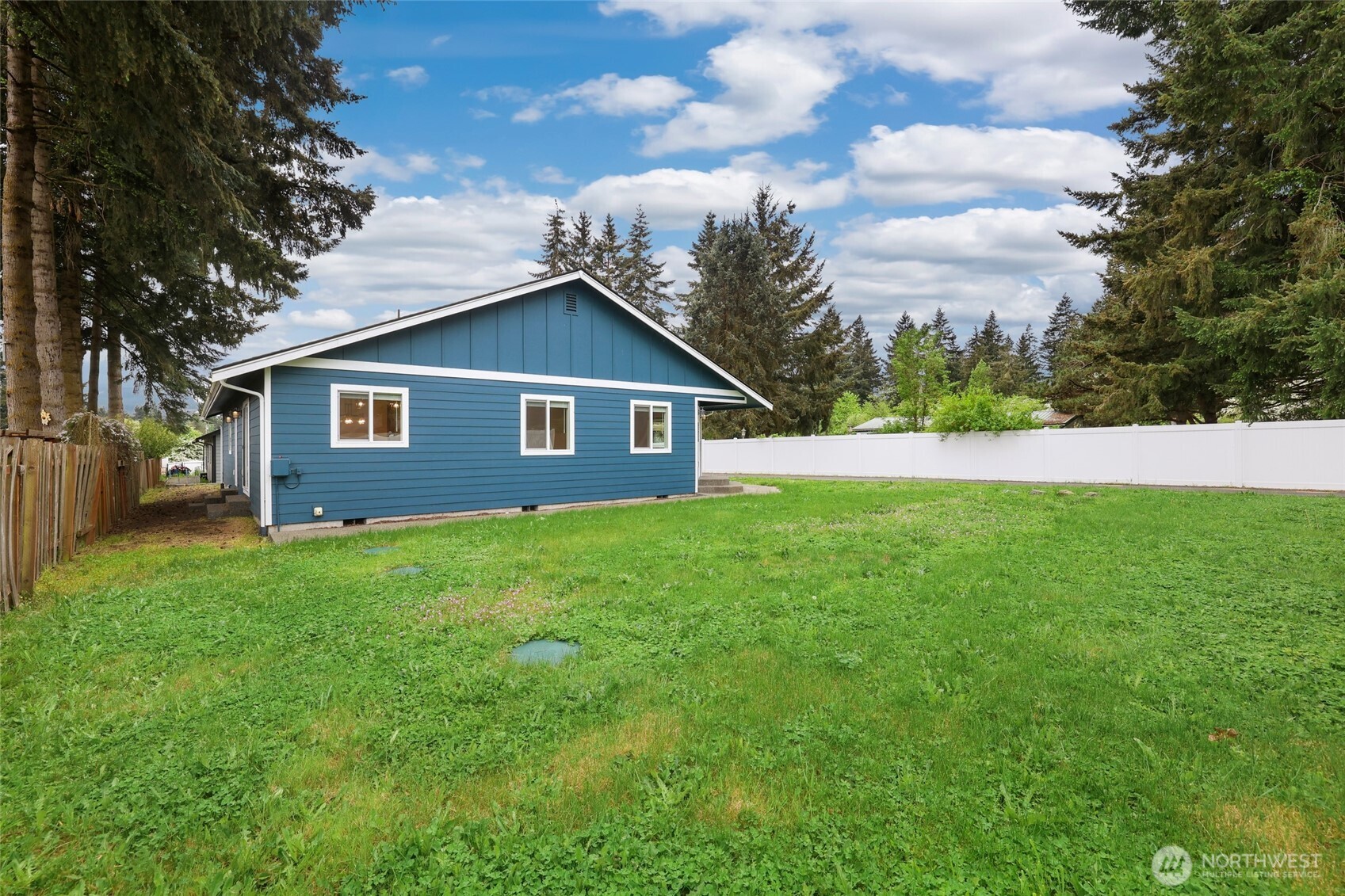 9815 178th Way SW, Rochester, WA 98579-9559