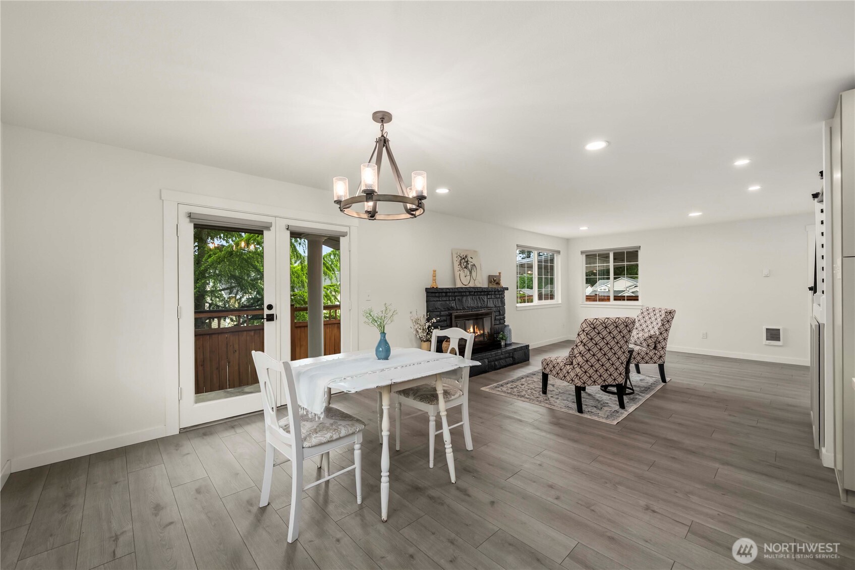 10112 SE 200th Street , Kent, WA 98031
