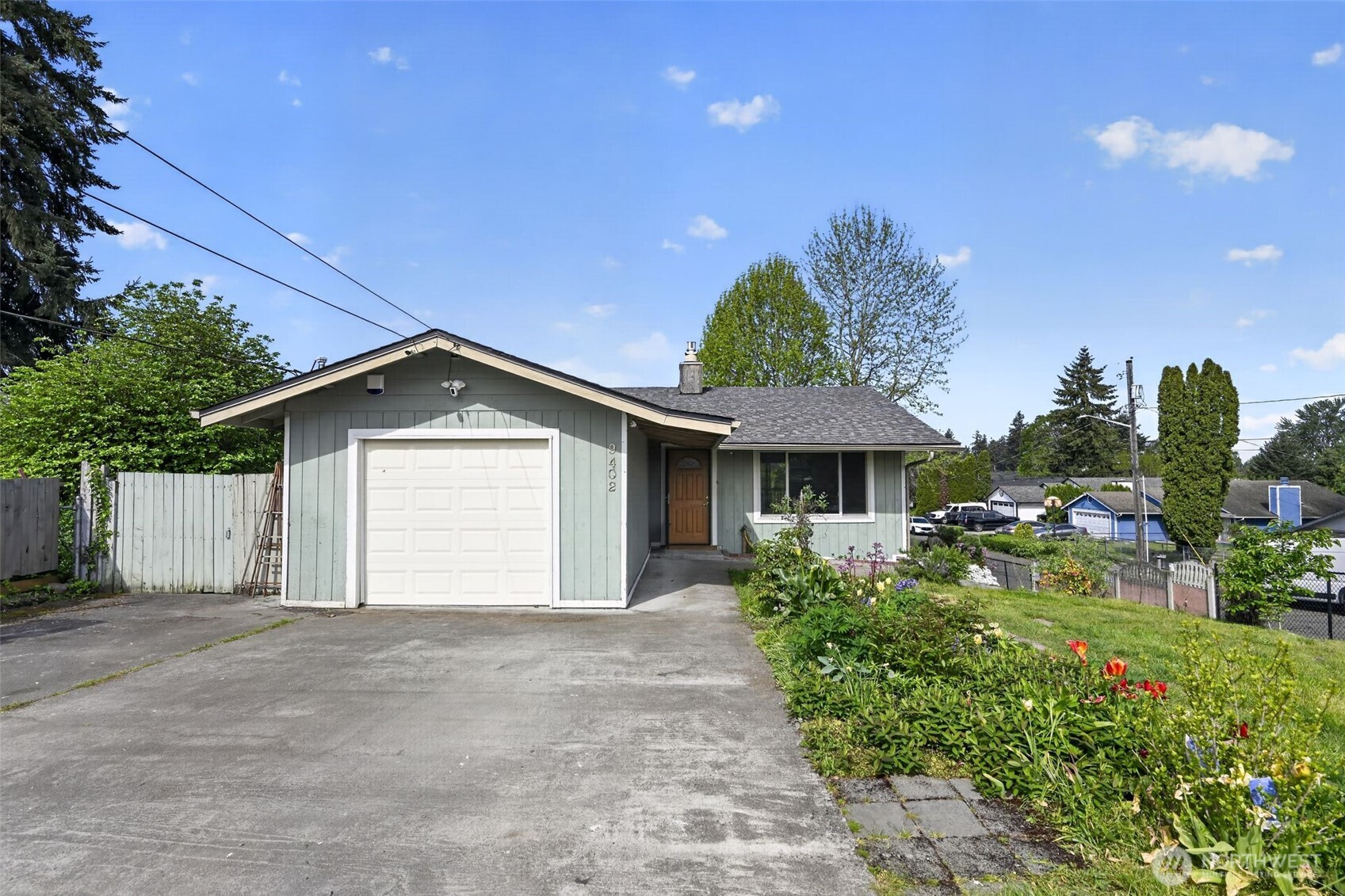 9402 S Sheridan Ave , Tacoma, WA 98444