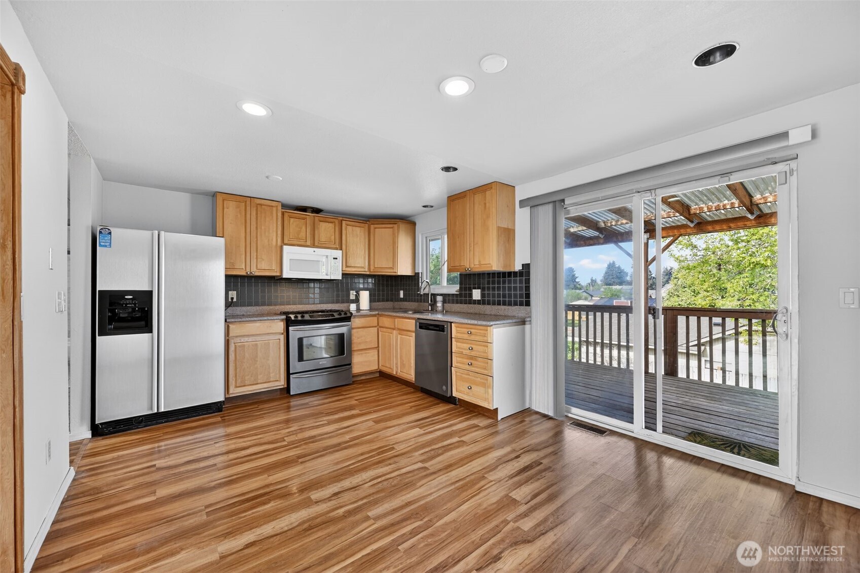 9402 S Sheridan Ave , Tacoma, WA 98444
