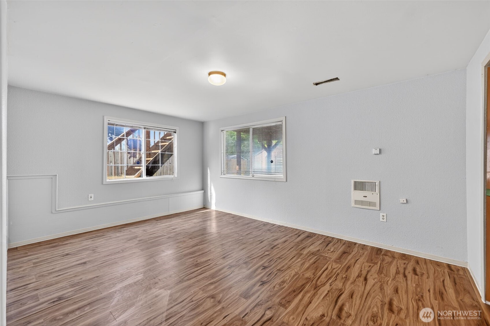 9402 S Sheridan Ave , Tacoma, WA 98444