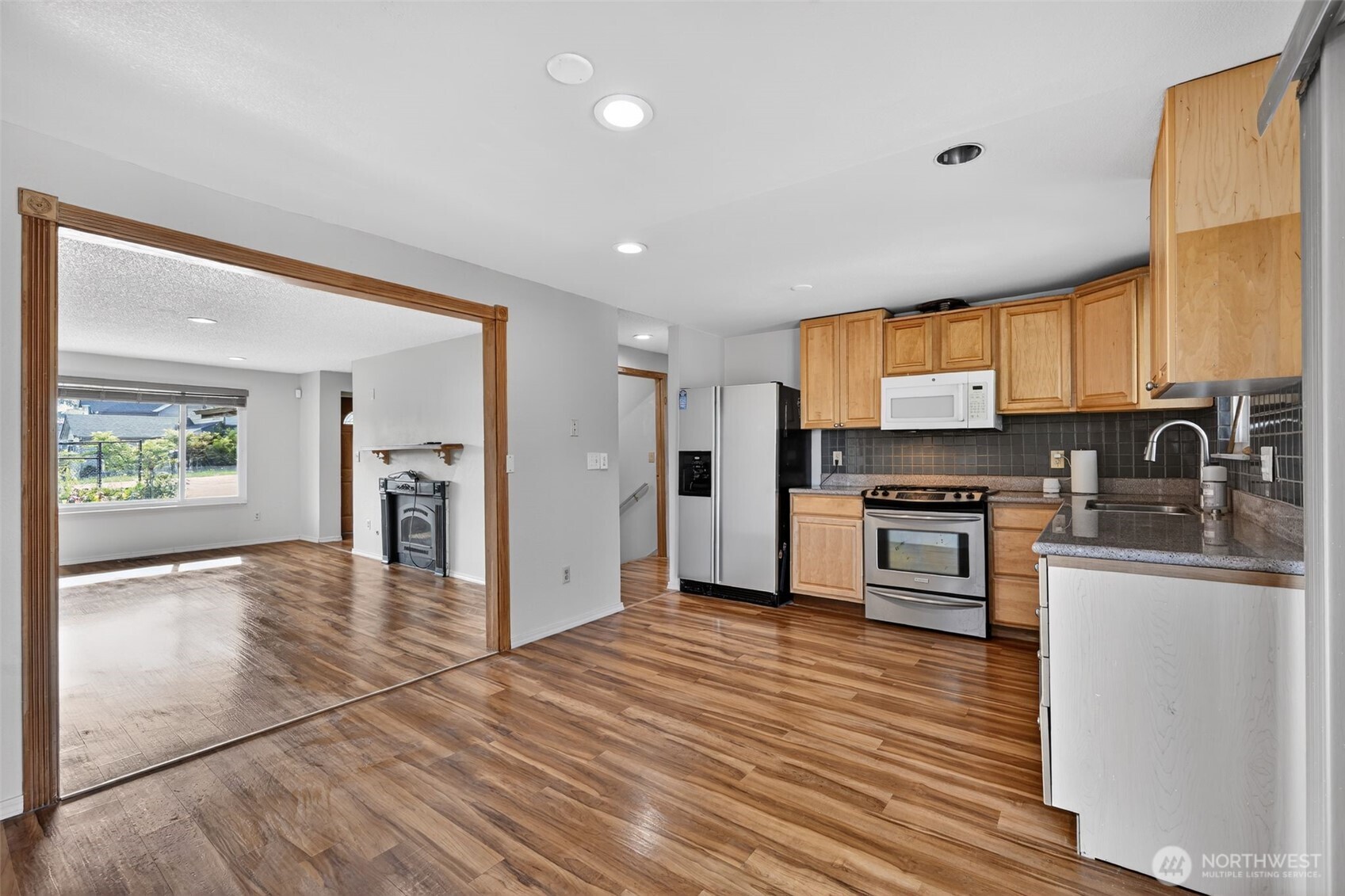9402 S Sheridan Ave , Tacoma, WA 98444