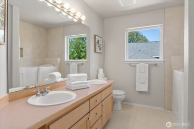 7205 NE 147th Place , Kenmore, WA 98028 - Photo 17