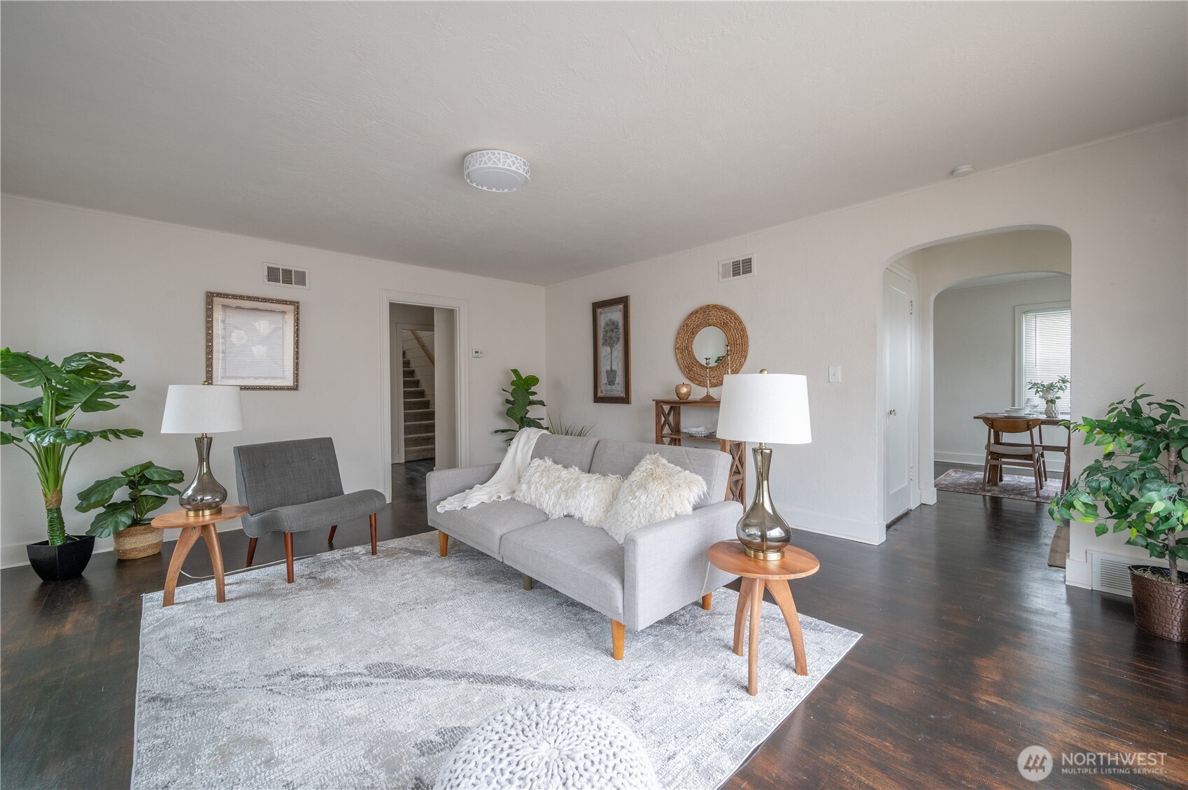 912 1st Street , Hoquiam, WA 98550