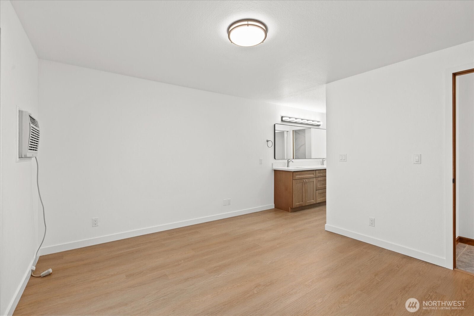 1935 F Street SE #14, Auburn, WA 98002