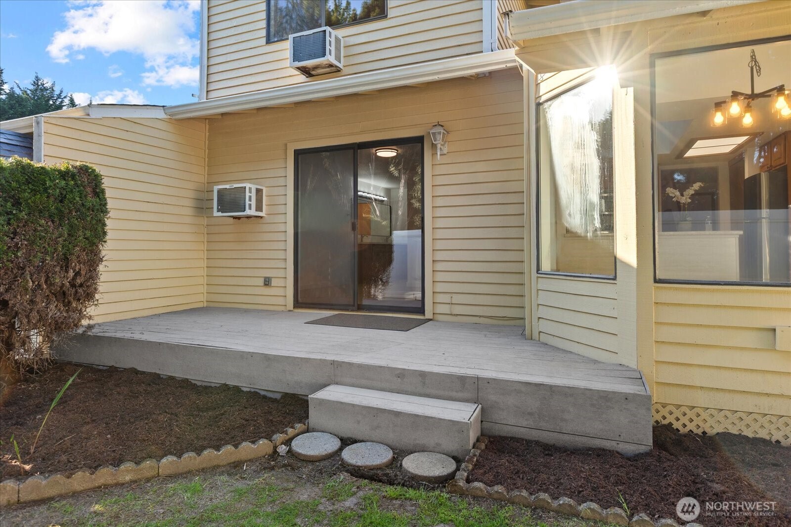 1935 F Street SE #14, Auburn, WA 98002