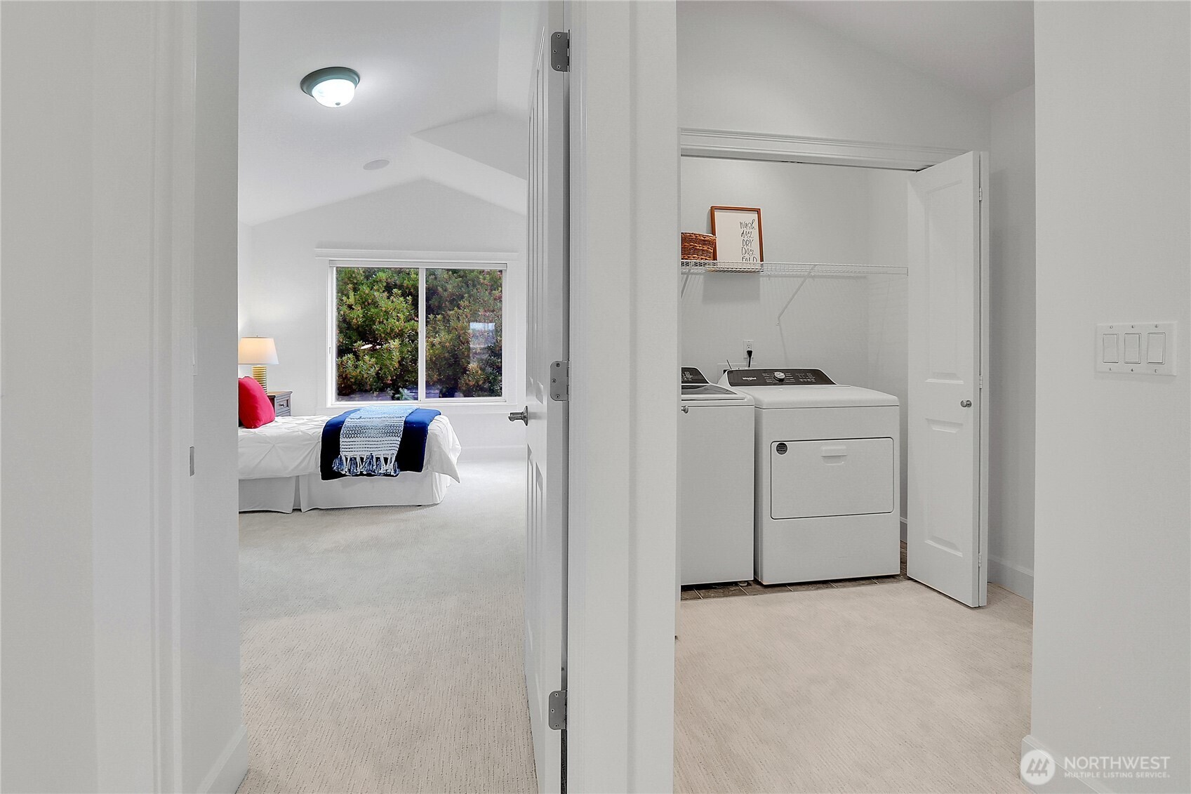 815 2nd Avenue N #A, Seattle, WA 98109