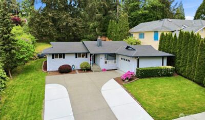 1011 179th Place NE, Bellevue, WA 98008 - Photo 2