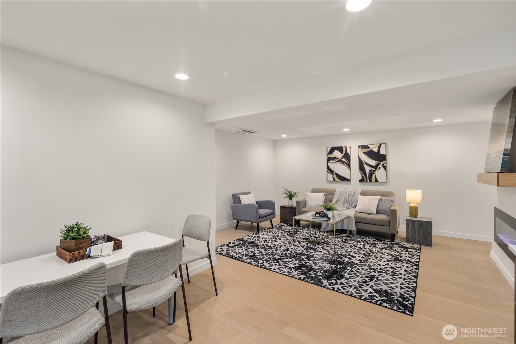 2518 36th Avenue W, Seattle, WA 98199
