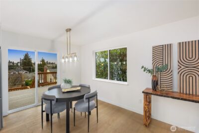 2518 36th Avenue W, Seattle, WA 98199 - Photo 9