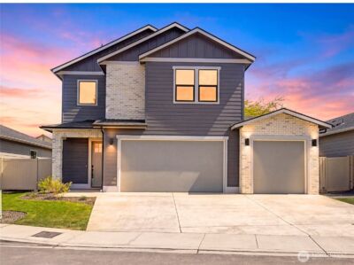 585 S Perry Avenue , East Wenatchee, WA 98802 - Photo 1