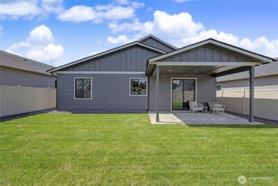 585 S Perry Avenue , East Wenatchee, WA 98802 - Photo 39