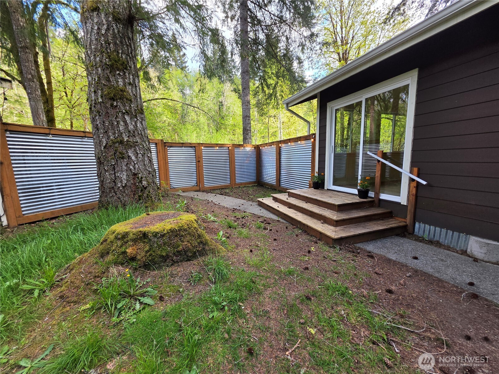 130 NE Evergreen Drive , Tahuya, WA 98588