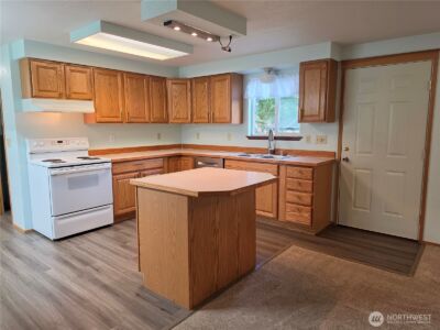 130 NE Evergreen Drive , Tahuya, WA 98588 - Photo 17