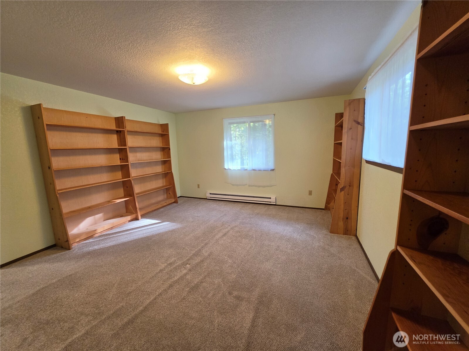 130 NE Evergreen Drive , Tahuya, WA 98588
