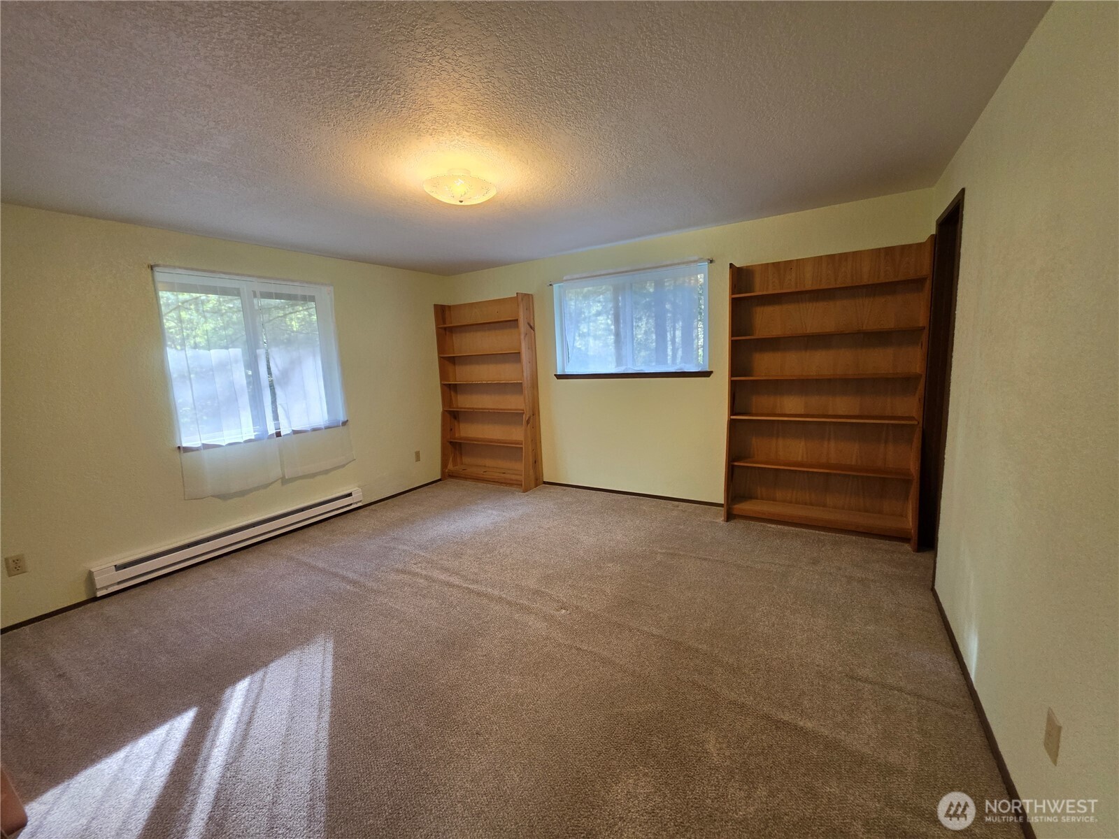 130 NE Evergreen Drive , Tahuya, WA 98588