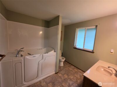 130 NE Evergreen Drive , Tahuya, WA 98588 - Photo 24