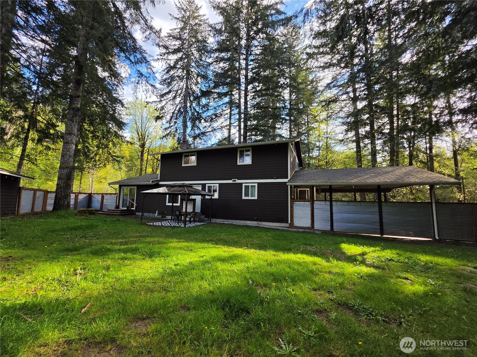 130 NE Evergreen Drive , Tahuya, WA 98588