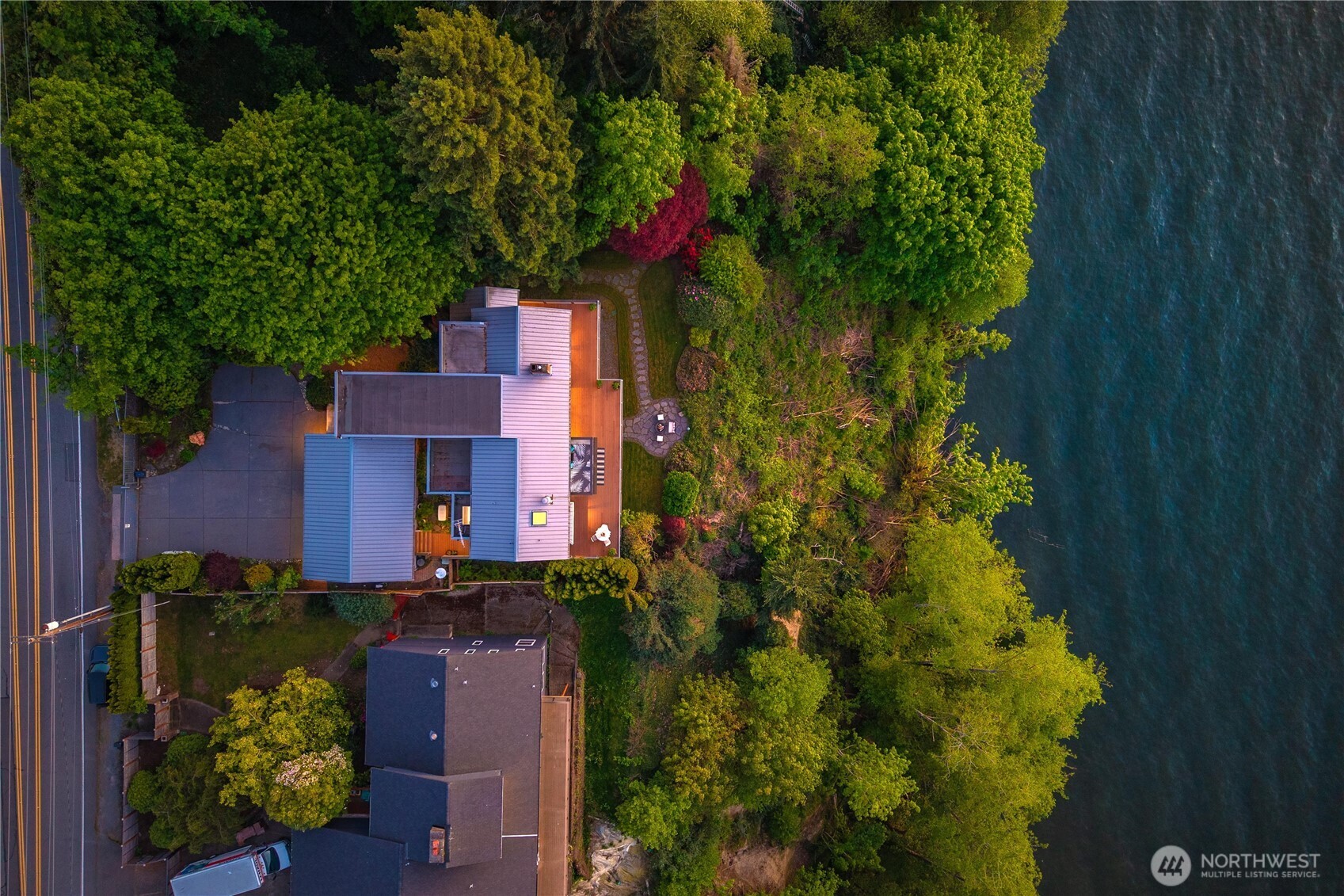 3626 SW Dash Point Road , Federal Way, WA 98023
