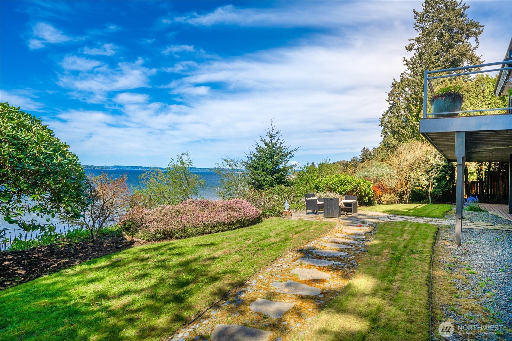 3626 SW Dash Point Road , Federal Way, WA 98023