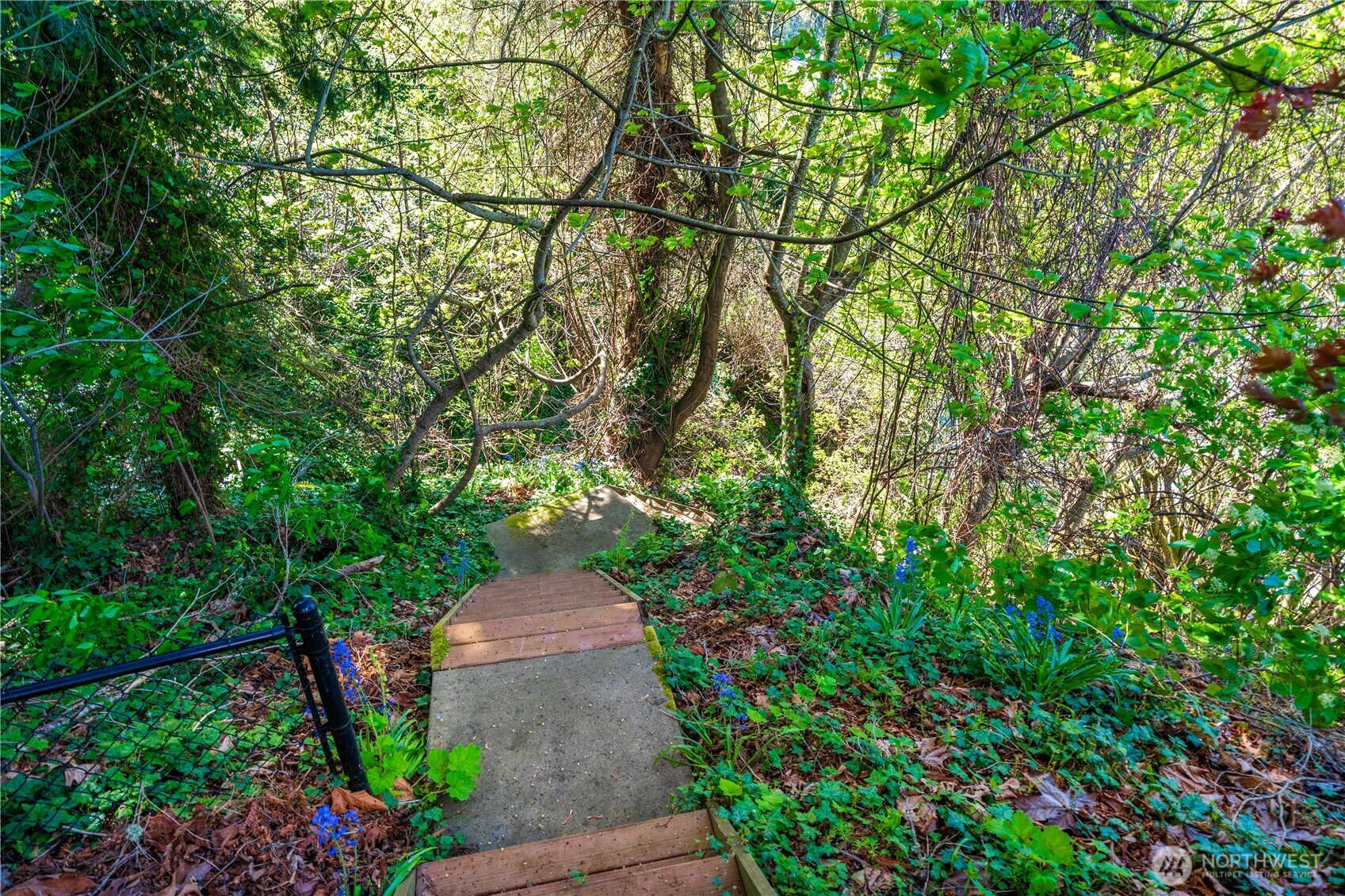 3626 SW Dash Point Road , Federal Way, WA 98023