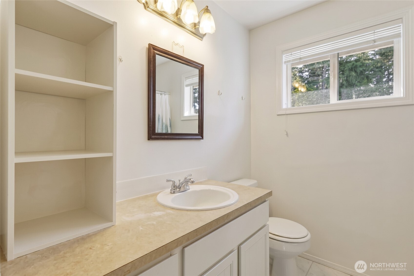 37214 Allen Road S, Roy, WA 98580-9184