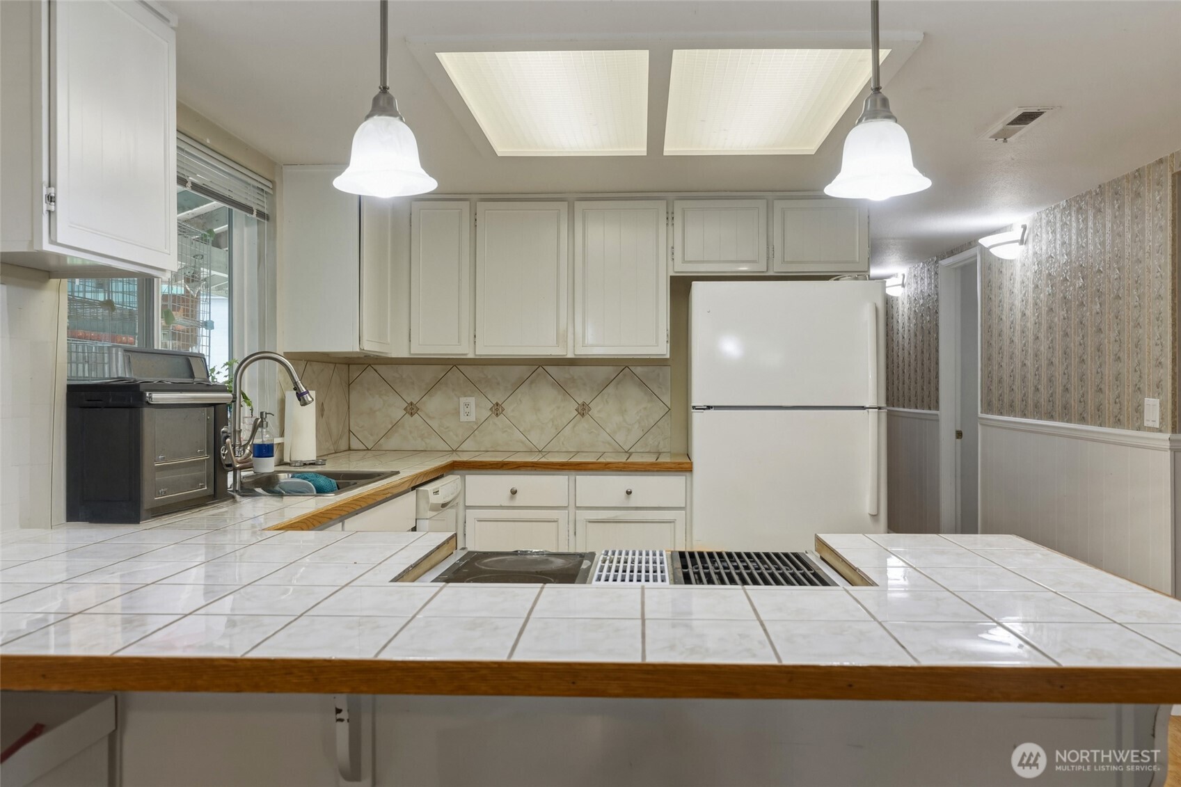 37214 Allen Road S, Roy, WA 98580-9184
