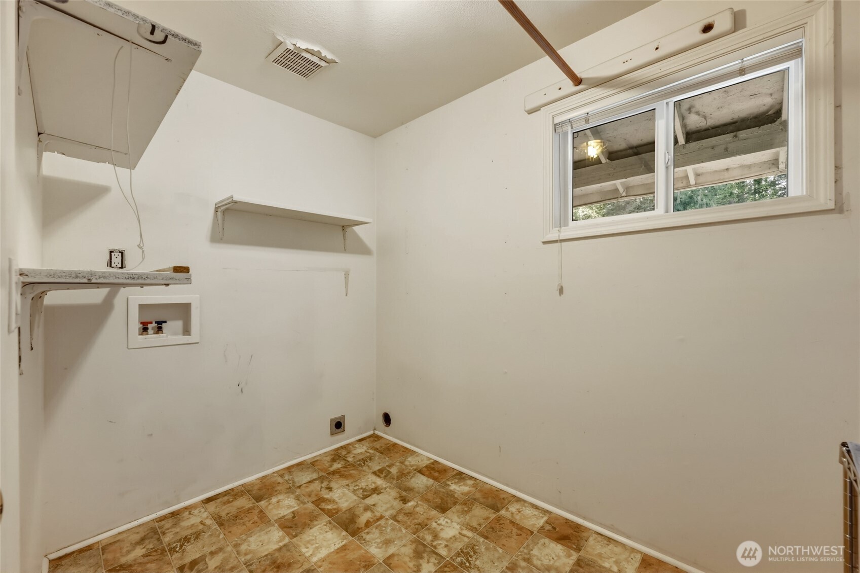 37214 Allen Road S, Roy, WA 98580-9184