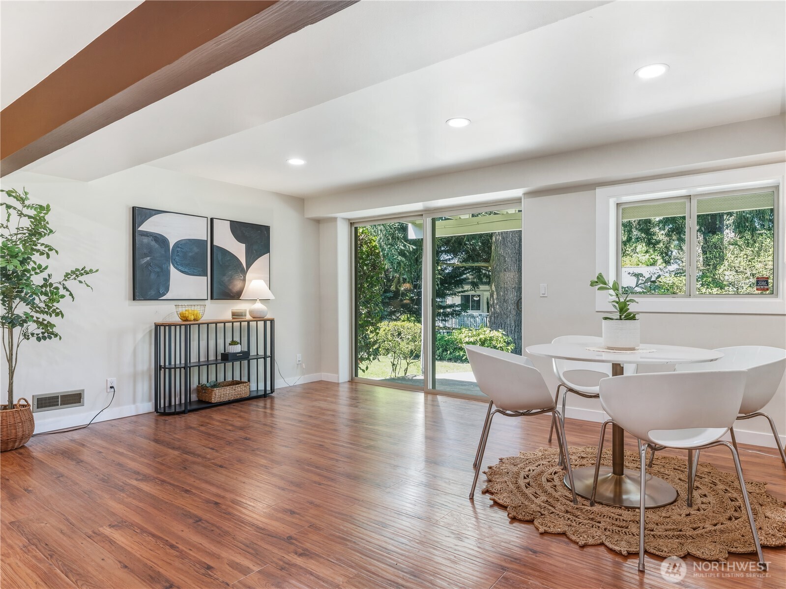 1035 147th Avenue SE, Bellevue, WA 98007