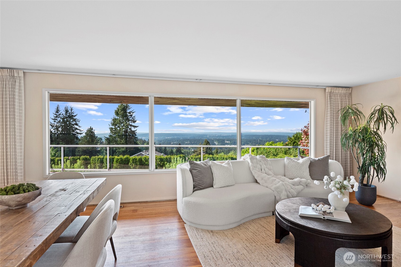 14508 SE 50th Street , Bellevue, WA 98006