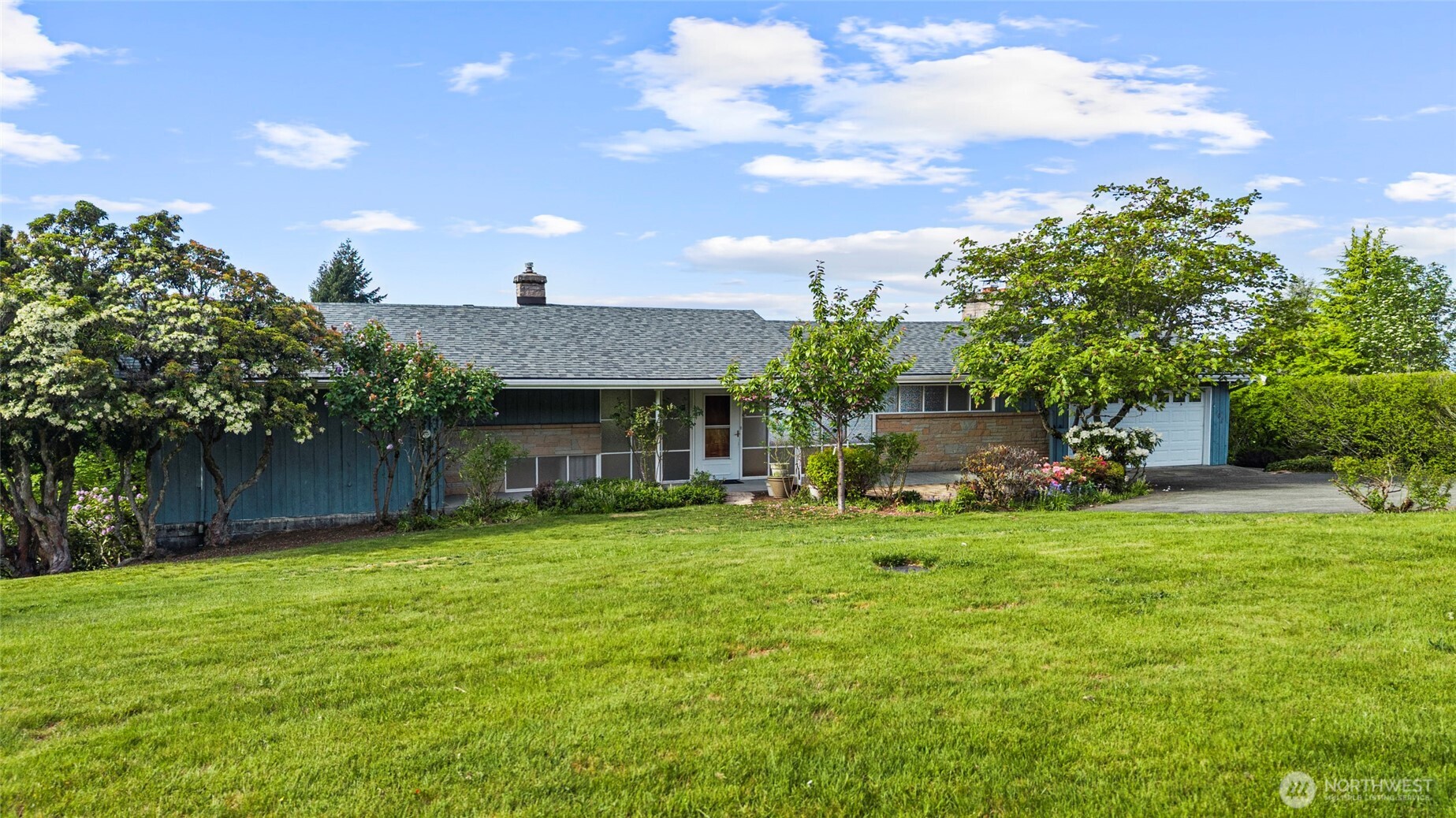 14508 SE 50th Street , Bellevue, WA 98006