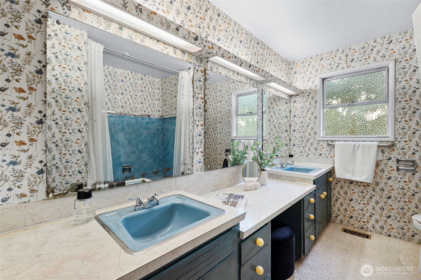 14508 SE 50th Street , Bellevue, WA 98006