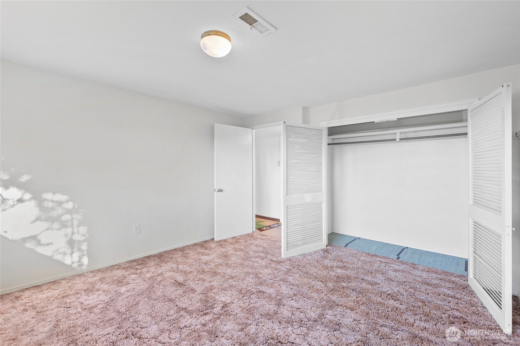 14508 SE 50th Street , Bellevue, WA 98006
