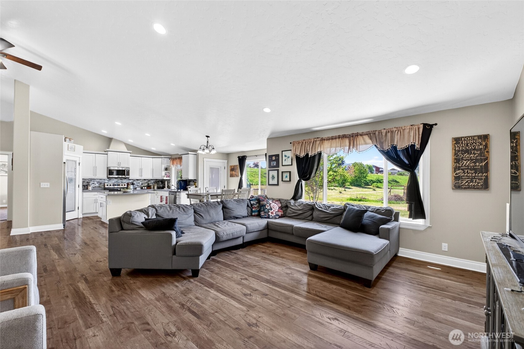 8949 Wilkensen Road SE, Yelm, WA 98597