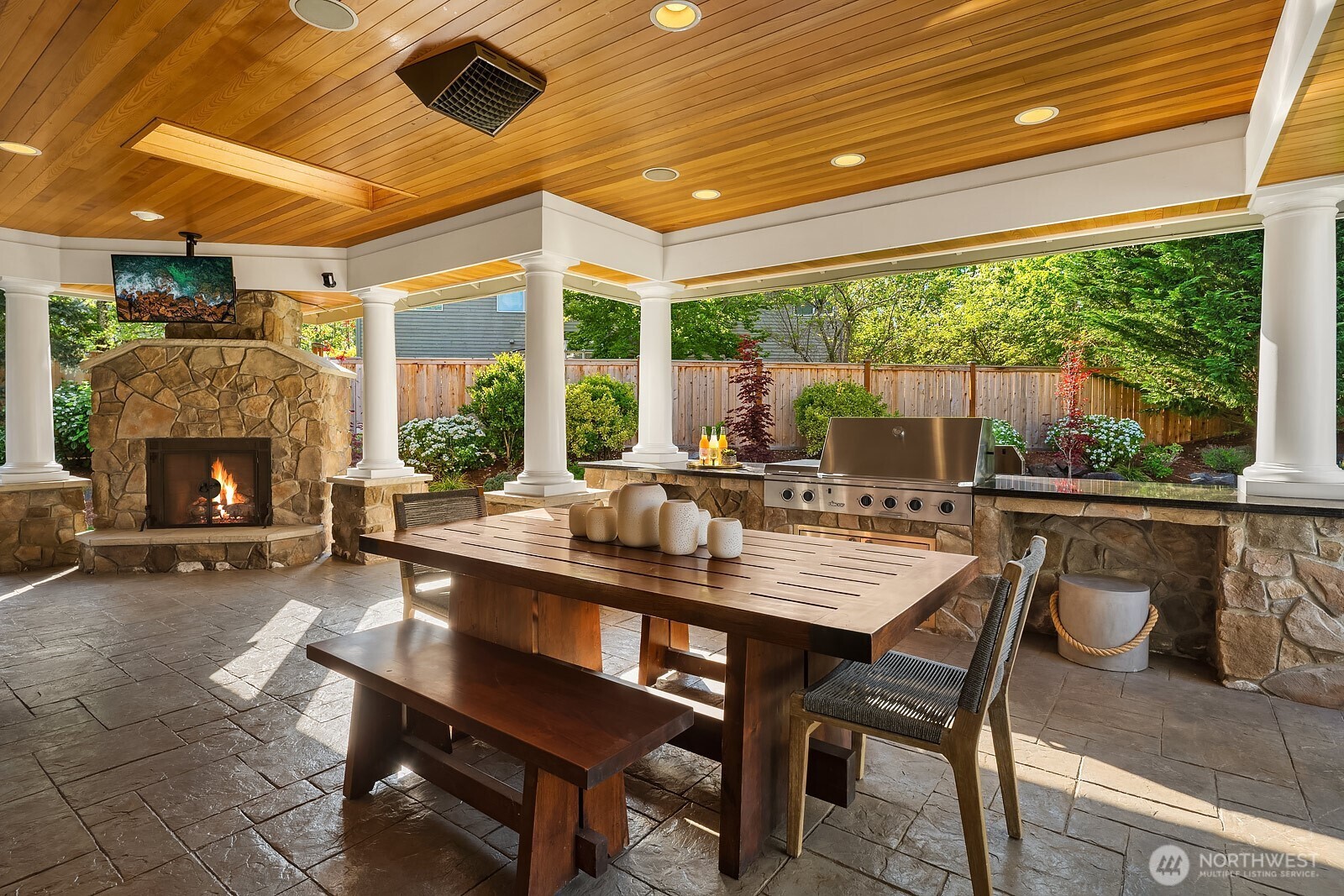 27212 SE 12th Place , Sammamish, WA 98075