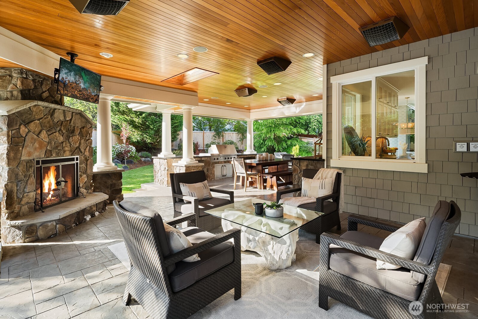 27212 SE 12th Place , Sammamish, WA 98075