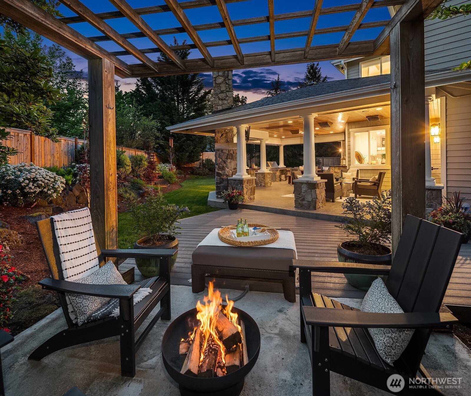 27212 SE 12th Place , Sammamish, WA 98075