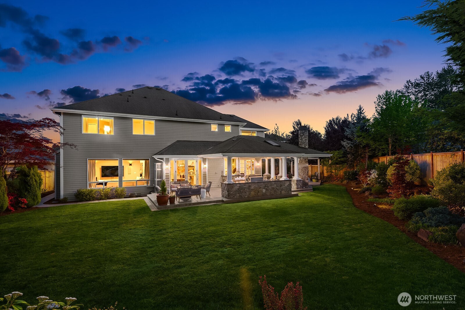 27212 SE 12th Place , Sammamish, WA 98075